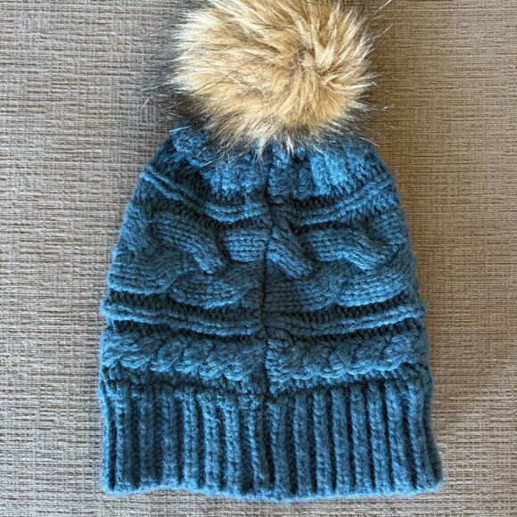 The North Face Blue Pom Beanie - like new! - Picture 4 of 7